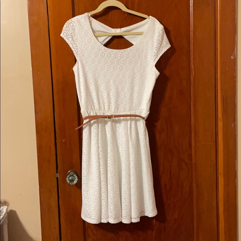 White lace dress
